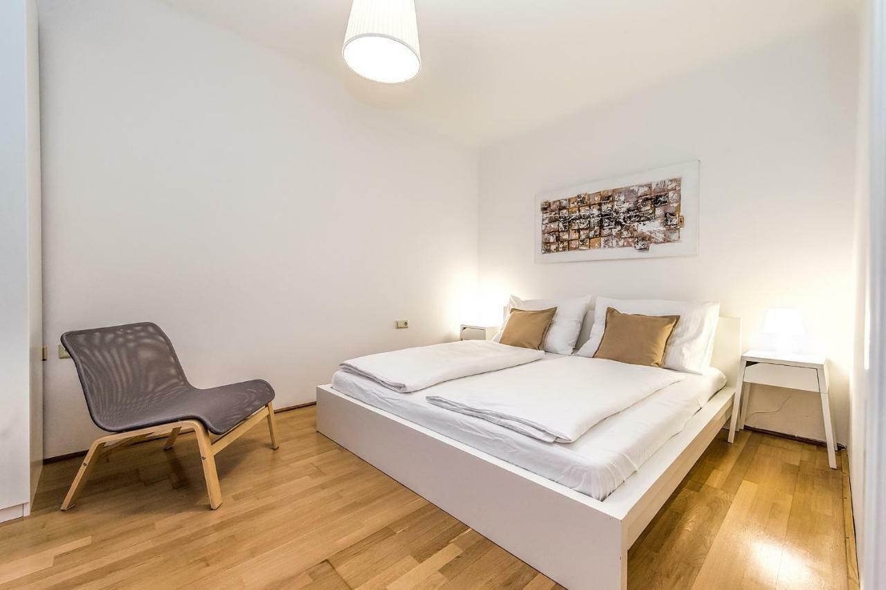 Beautiful Inner City Apartment Wien